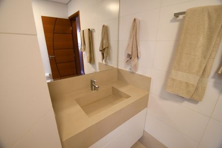 Casa de condomínio à venda com 364m², 3 quartos e 2 vagasBanheiro da Suíte 1