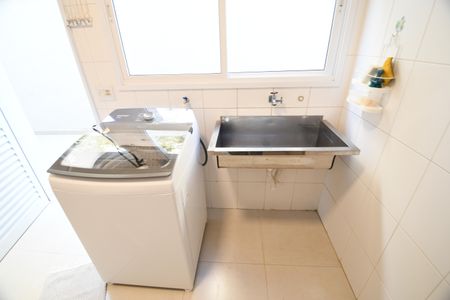 Casa de condomínio à venda com 364m², 3 quartos e 2 vagasÁrea de Serviço