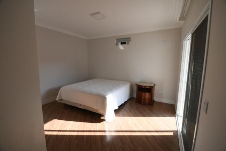 Casa de condomínio à venda com 364m², 3 quartos e 2 vagasSuíte 1