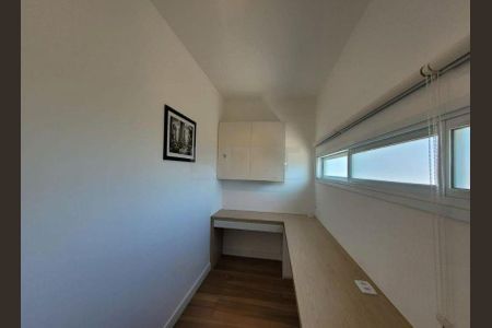 Casa à venda com 264m², 4 quartos e sem vaga