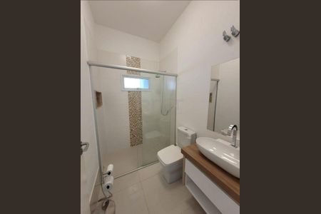 Casa à venda com 264m², 4 quartos e sem vaga