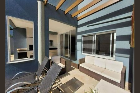 Casa à venda com 264m², 4 quartos e sem vaga