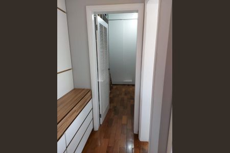 Casa à venda com 370m², 5 quartos e 2 vagas
