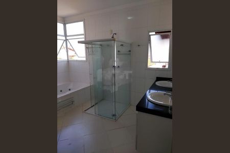 Casa à venda com 370m², 5 quartos e 2 vagas