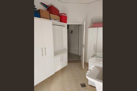 Casa à venda com 370m², 5 quartos e 2 vagas