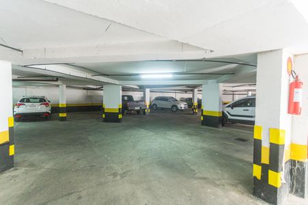 Apartamento à venda com 48m², 1 quarto e 1 vaga Apartamento à venda com 48m², 1 quarto e 1 vagaGaragem