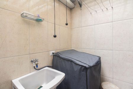 Casa de condomínio à venda com 55m², 2 quartos e 1 vaga Casa de condomínio à venda com 55m², 2 quartos e 1 vagaÁrea de Serviço