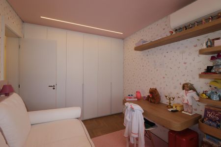 Apartamento à venda com 227m², 4 quartos e 4 vagasSuíte 1