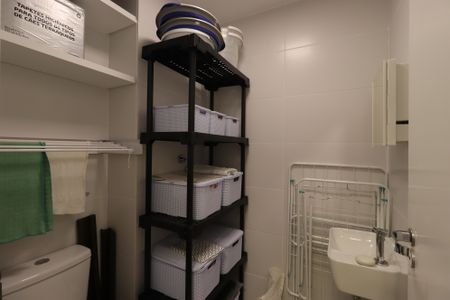 Apartamento à venda com 227m², 4 quartos e 4 vagasBanheiro de Serviço