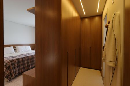 Apartamento à venda com 227m², 4 quartos e 4 vagasCloset da Suíte 3