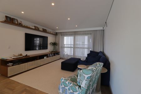 Apartamento à venda com 227m², 4 quartos e 4 vagasSala de TV