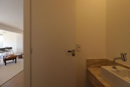 Apartamento à venda com 227m², 4 quartos e 4 vagasLavabo