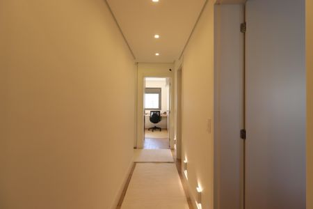 Apartamento à venda com 227m², 4 quartos e 4 vagasCorredor