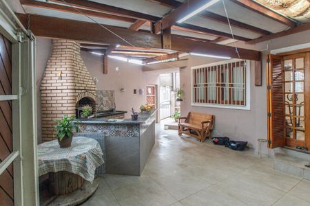 Casa à venda com 166m², 3 quartos e 4 vagas Casa à venda com 166m², 3 quartos e 4 vagasGaragem