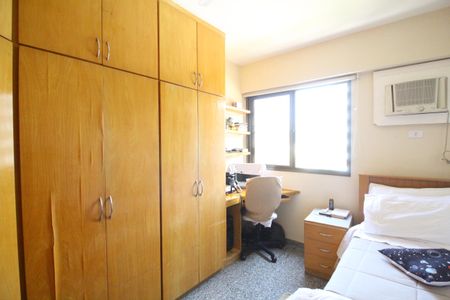 Apartamento para alugar com 135m², 4 quartos e 2 vagasQuarto 1
