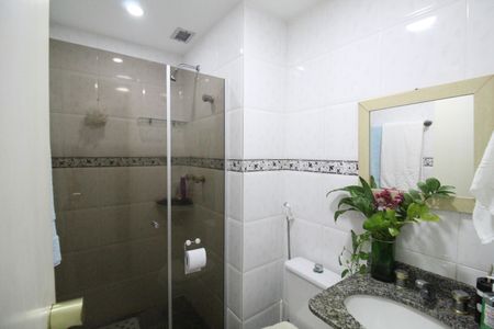 Apartamento para alugar com 135m², 4 quartos e 2 vagasBanheiro social