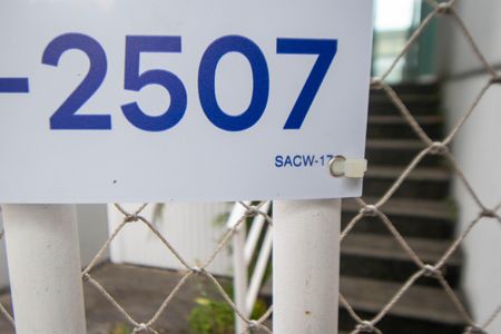 Casa à venda com 300m², 5 quartos e 7 vagas Casa à venda com 300m², 5 quartos e 7 vagasFachada