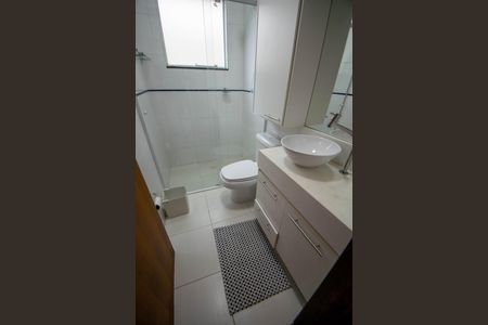 Casa à venda com 300m², 5 quartos e 7 vagas Casa à venda com 300m², 5 quartos e 7 vagasBanheiro da Suíte 3