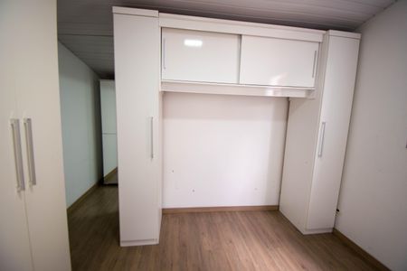 Casa à venda com 300m², 5 quartos e 7 vagas Casa à venda com 300m², 5 quartos e 7 vagasSuíte 4