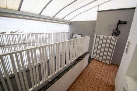 Casa à venda com 300m², 5 quartos e 7 vagas Casa à venda com 300m², 5 quartos e 7 vagasÁrea de Serviço