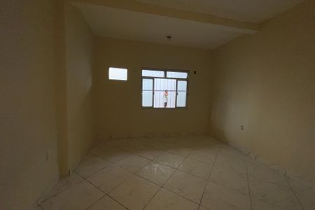 Quarto  de casa para alugar com 1 quarto, 110m² em Parque Uruguaiana, Duque de Caxias