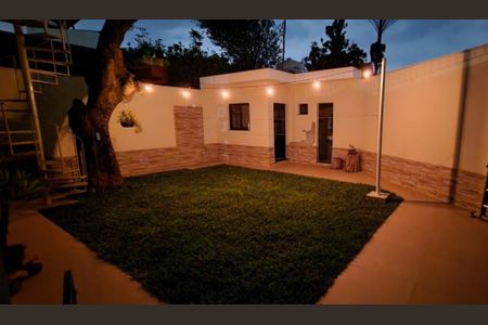 Casa à venda com 370m², 3 quartos e 5 vagas Casa à venda com 370m², 3 quartos e 5 vagasJardim