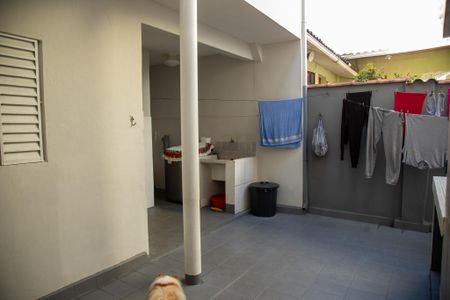 Casa à venda com 150m², 3 quartos e 2 vagas Casa à venda com 150m², 3 quartos e 2 vagasÁrea de Serviço