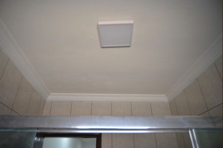 Casa à venda com 110m², 2 quartos e 2 vagasBanheiro Social