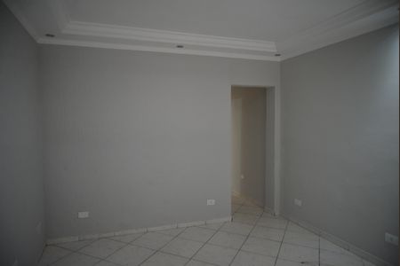 Casa à venda com 110m², 2 quartos e 2 vagasSala