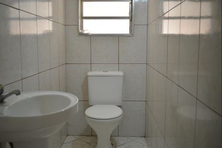 Casa à venda com 110m², 2 quartos e 2 vagasBanheiro Social