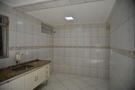 Casa à venda com 110m², 2 quartos e 2 vagasCozinha