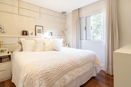 Apartamento à venda com 154m², 3 quartos e 2 vagas Apartamento à venda com 154m², 3 quartos e 2 vagasSuíte 1
