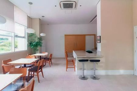 Apartamento à venda com 154m², 3 quartos e 2 vagas Apartamento à venda com 154m², 3 quartos e 2 vagasÁrea comum - Salão de festas