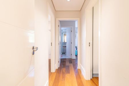 Apartamento à venda com 154m², 3 quartos e 2 vagas Apartamento à venda com 154m², 3 quartos e 2 vagasCorredor