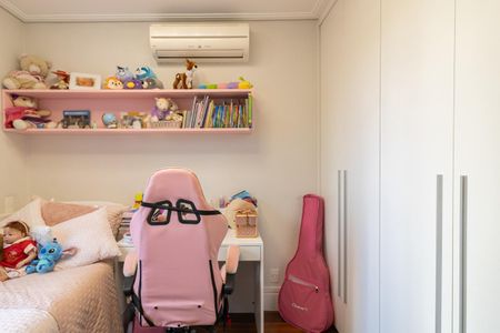 Apartamento à venda com 154m², 3 quartos e 2 vagas Apartamento à venda com 154m², 3 quartos e 2 vagasSuíte 3