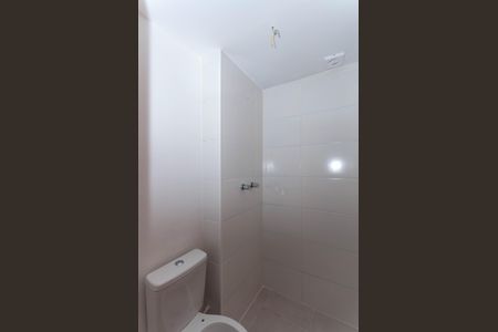 Apartamento à venda com 38m², 2 quartos e sem vaga Apartamento à venda com 38m², 2 quartos e sem vagaBanheiro Social