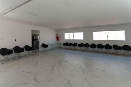 Apartamento à venda com 38m², 2 quartos e sem vaga Apartamento à venda com 38m², 2 quartos e sem vagaÁrea Comum - Salão de Festas