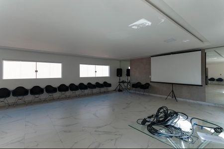 Apartamento à venda com 38m², 2 quartos e sem vaga Apartamento à venda com 38m², 2 quartos e sem vagaÁrea Comum - Salão de Festas