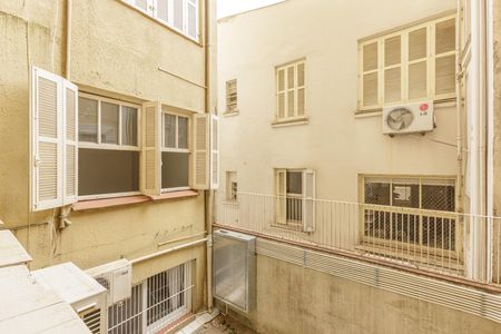 Apartamento à venda com 103m², 2 quartos e sem vagaÁrea Privativa