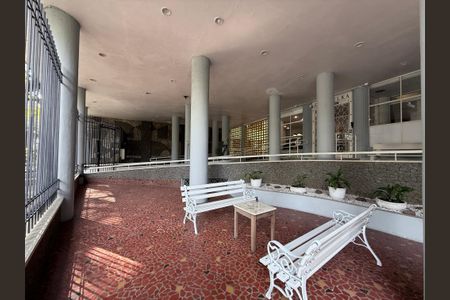 Apartamento à venda com 103m², 2 quartos e sem vagaHall de entrada