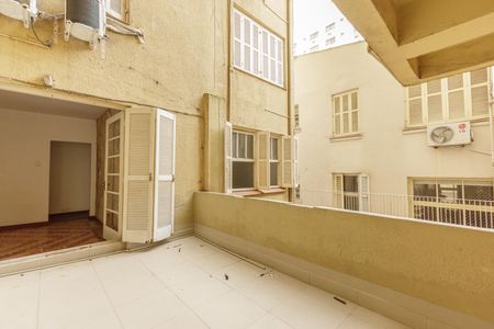 Apartamento à venda com 103m², 2 quartos e sem vagaÁrea Privativa