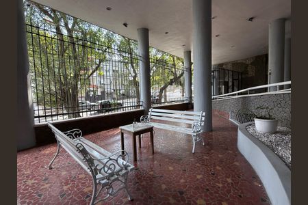 Apartamento à venda com 103m², 2 quartos e sem vagaHall de entrada