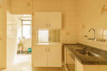 Apartamento à venda com 103m², 2 quartos e sem vagaCozinha