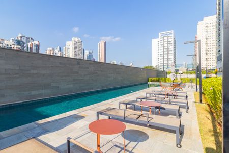 Apartamento à venda com 115m², 3 quartos e 2 vagas Apartamento à venda com 115m², 3 quartos e 2 vagasPiscina