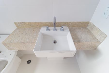 Apartamento à venda com 115m², 3 quartos e 2 vagas Apartamento à venda com 115m², 3 quartos e 2 vagasDetalhe Banheiro - Suíte 3