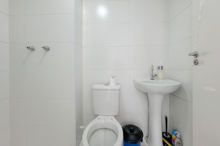Apartamento para alugar com 37m², 2 quartos e 1 vaga Apartamento para alugar com 37m², 2 quartos e 1 vagaBanheiro