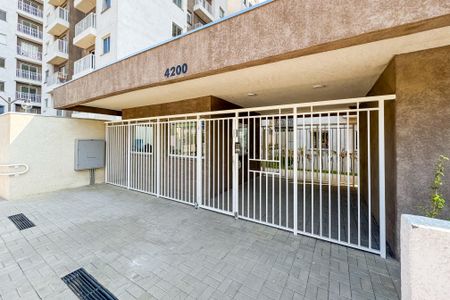 Apartamento para alugar com 37m², 2 quartos e 1 vaga Apartamento para alugar com 37m², 2 quartos e 1 vagaFachada