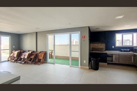 Apartamento à venda com 70m², 2 quartos e 1 vaga Apartamento à venda com 70m², 2 quartos e 1 vagaÁrea comum - Churrasqueira