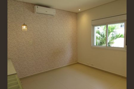 Casa à venda com 450m², 5 quartos e 4 vagasSuíte 2