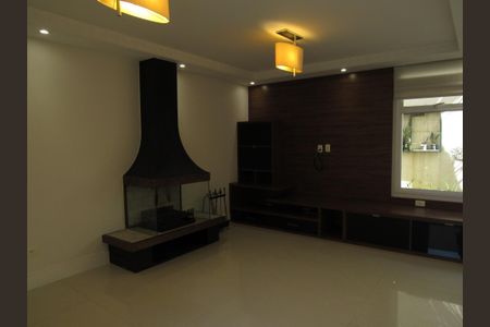 Casa à venda com 450m², 5 quartos e 4 vagasSala de Estar